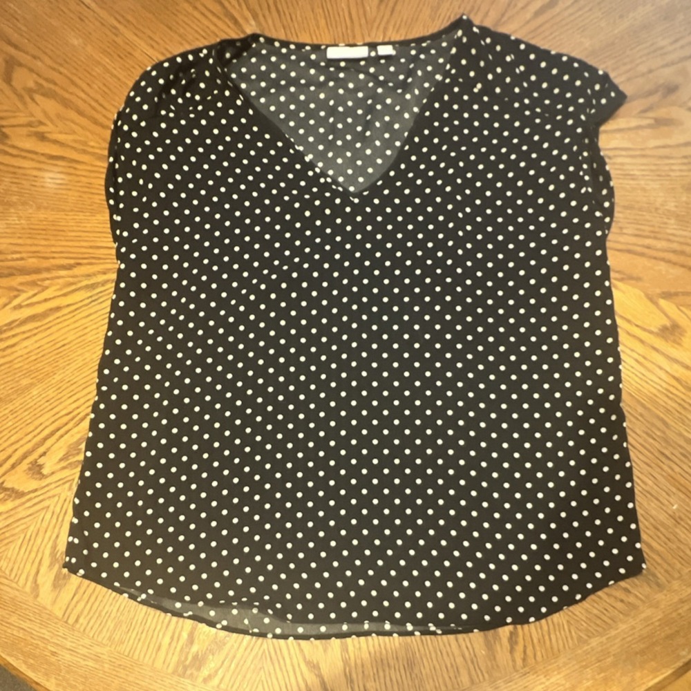 New York & Company Black White Polka Dot V-Neck Cap Sleeve Chiffon Blouse L